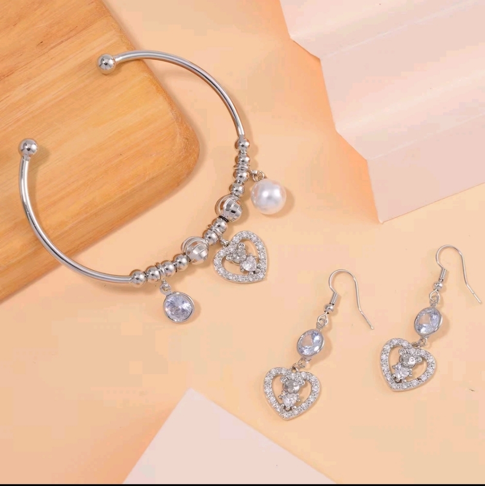 Simulated Pearl, Simulated Diamond, Austrian Crystal Bracelet & Earring Set